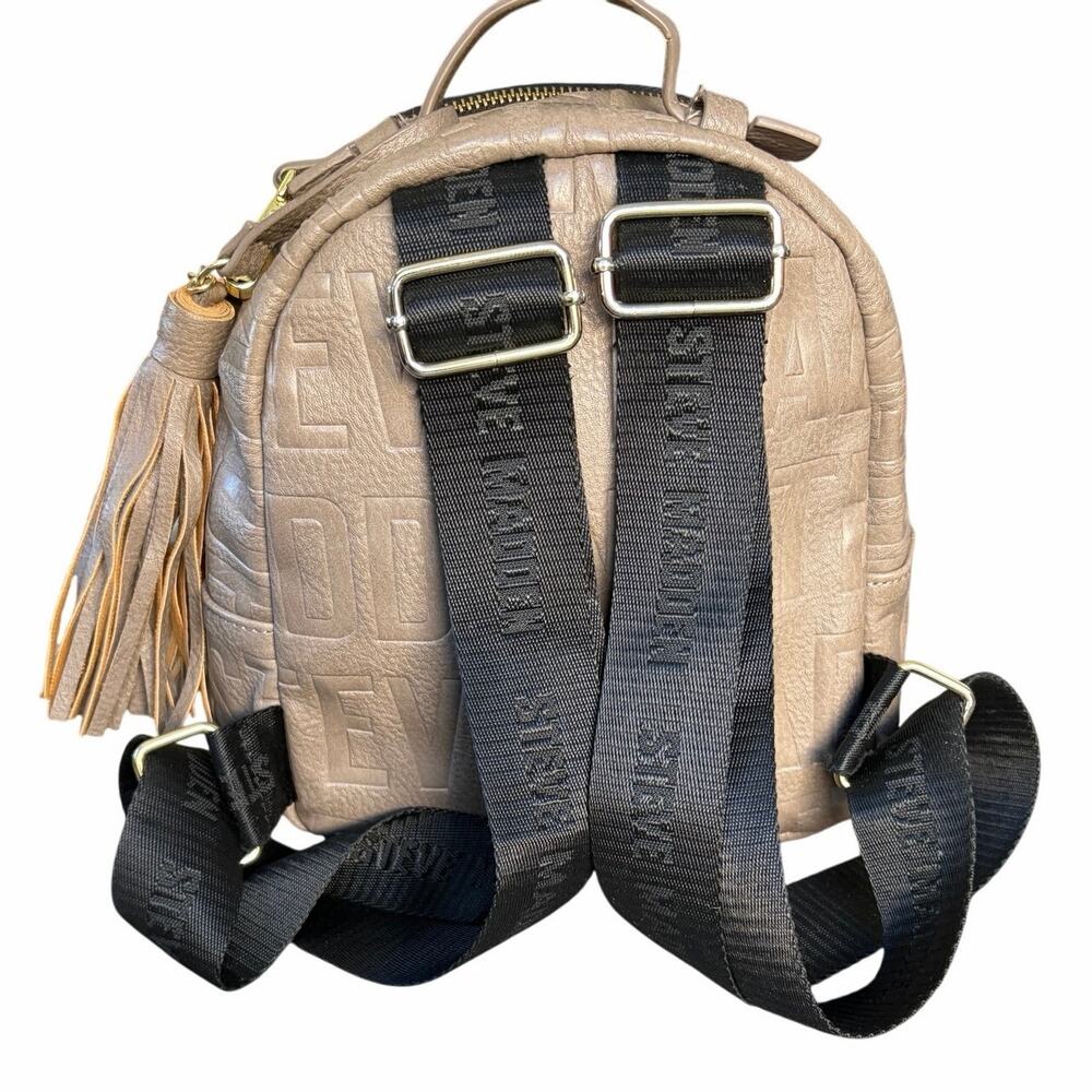 Steve Madden Mini Backpack LOGO Tassel Charm Vegan Leather Y2K Greige Taupe - Picture 2 of 13
